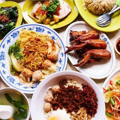 Internacionalna Kuhinja, Restorani